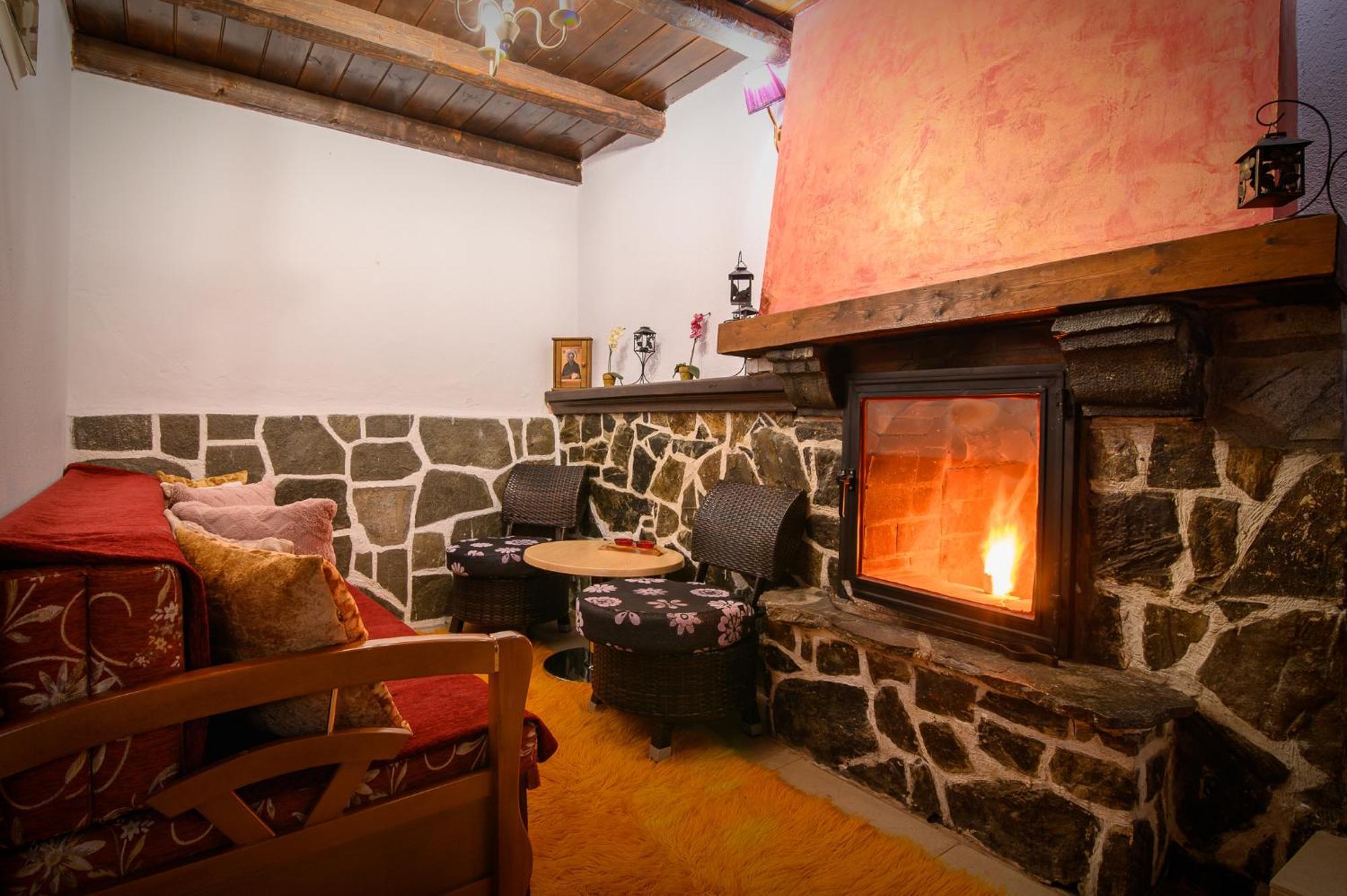 Metohi Inn Палайос-Агиос-Атанасиос Экстерьер фото