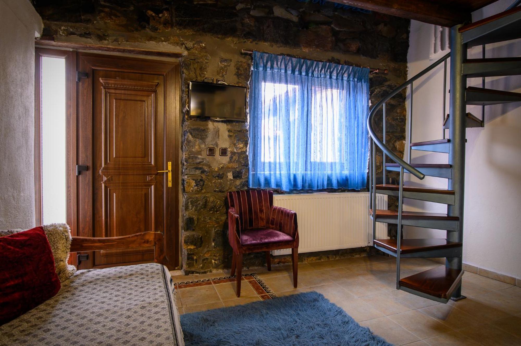Metohi Inn Палайос-Агиос-Атанасиос Экстерьер фото