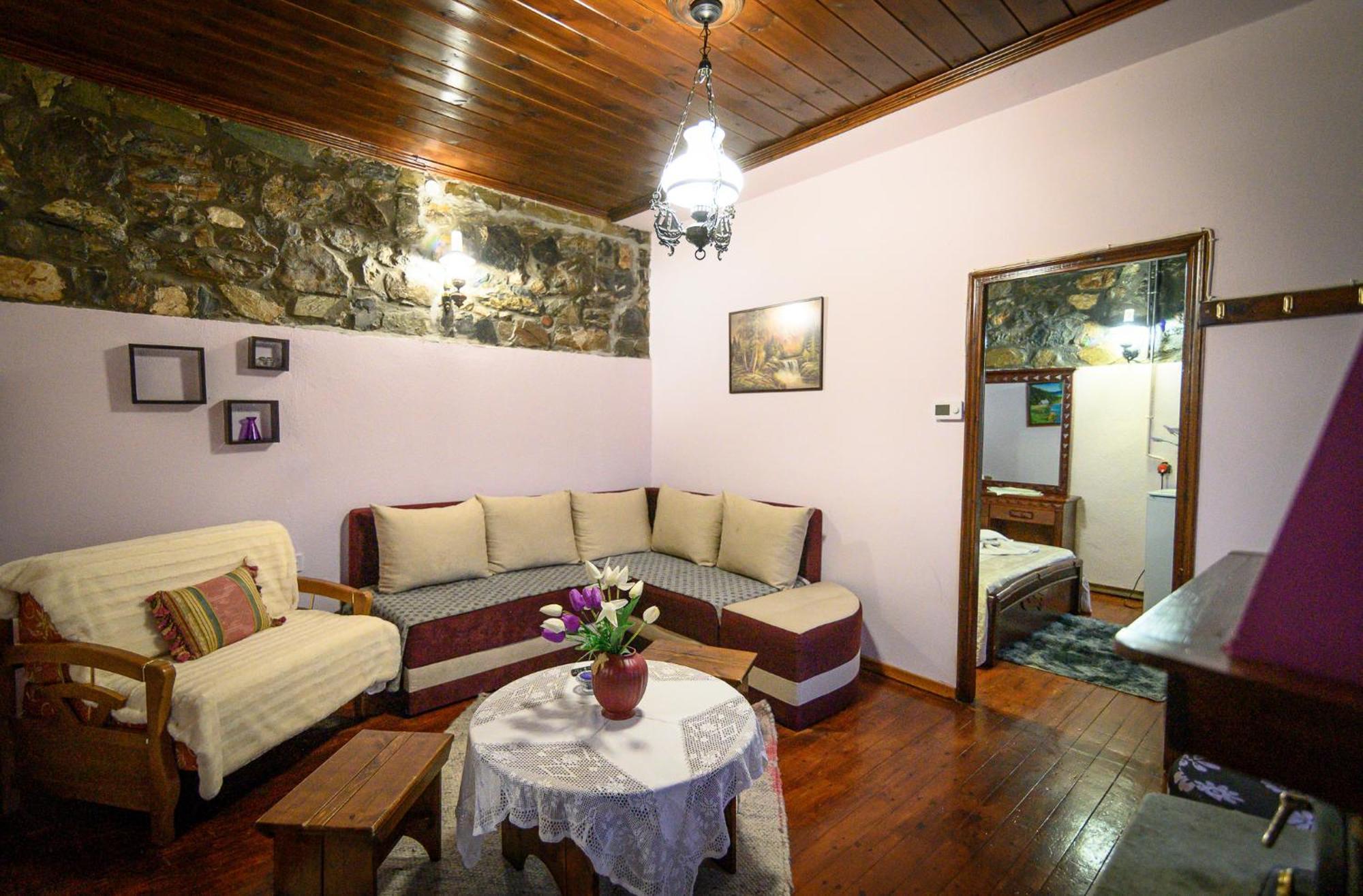 Metohi Inn Палайос-Агиос-Атанасиос Экстерьер фото